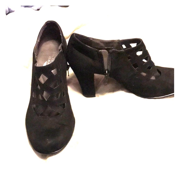 AEROSOLES Shoes - Ankle Boots